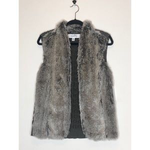 Sebby faux fur vest
